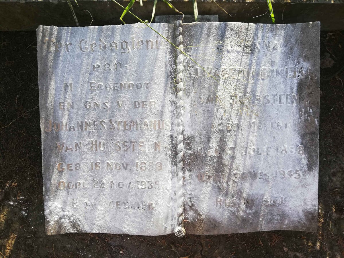 HUYSSTEEN Johannes Stephanus, van 1858-1935 &amp; Susanna Elizabeth Hermina MEYER 1868-1945