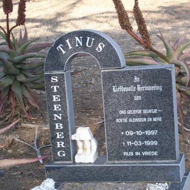 STEENBERG Tinus 1997-1999