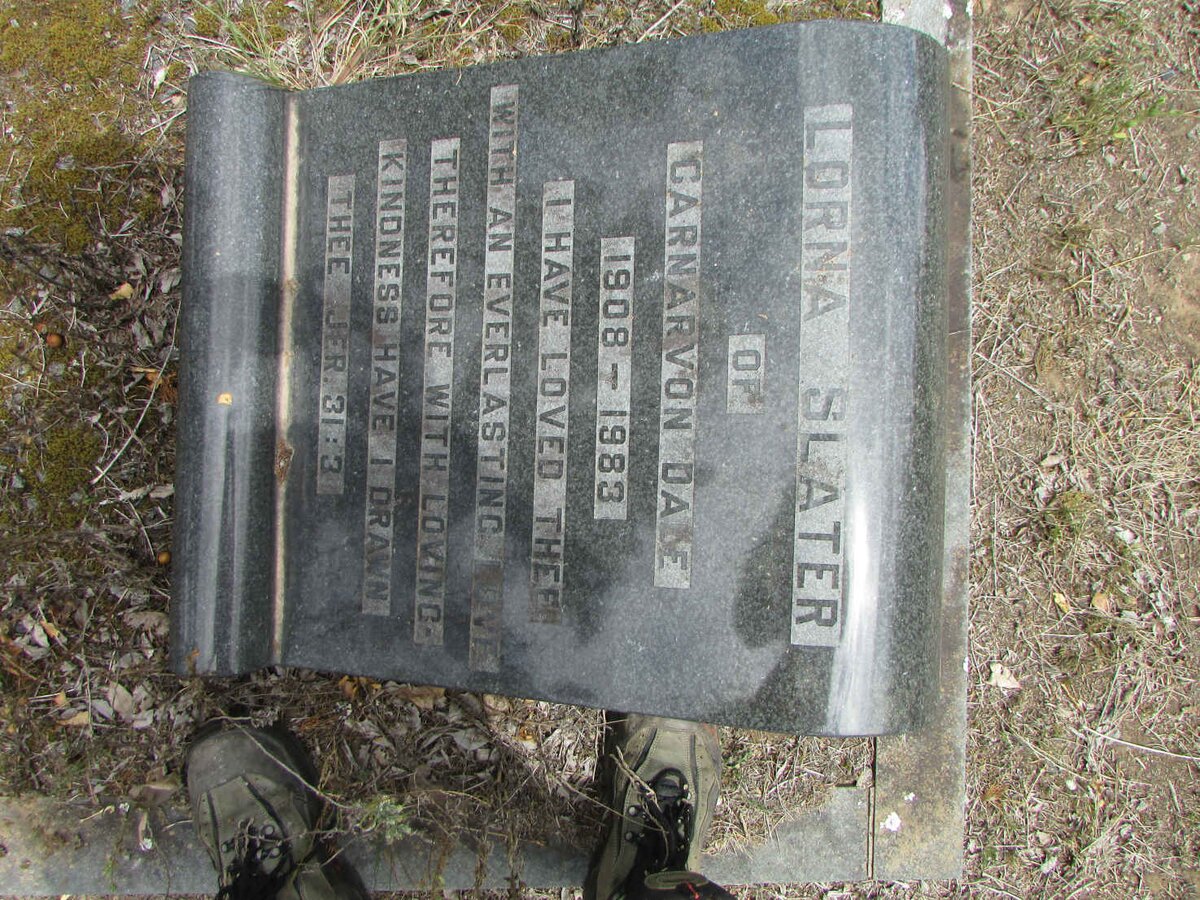 SLATER Lorna 1908-1983