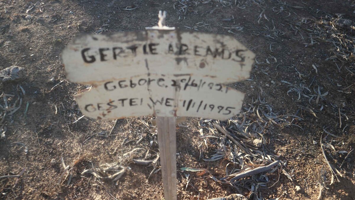 ARENDS Gertie 1921-1995