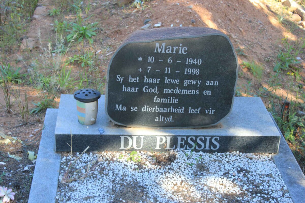 PLESSIS Marie, du 1940-1998