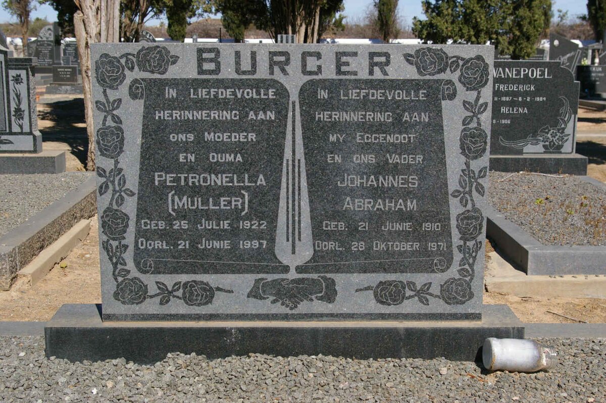 BURGER Johannes Abraham 1910-1971 &amp; Petronella MULLER 1922-1997