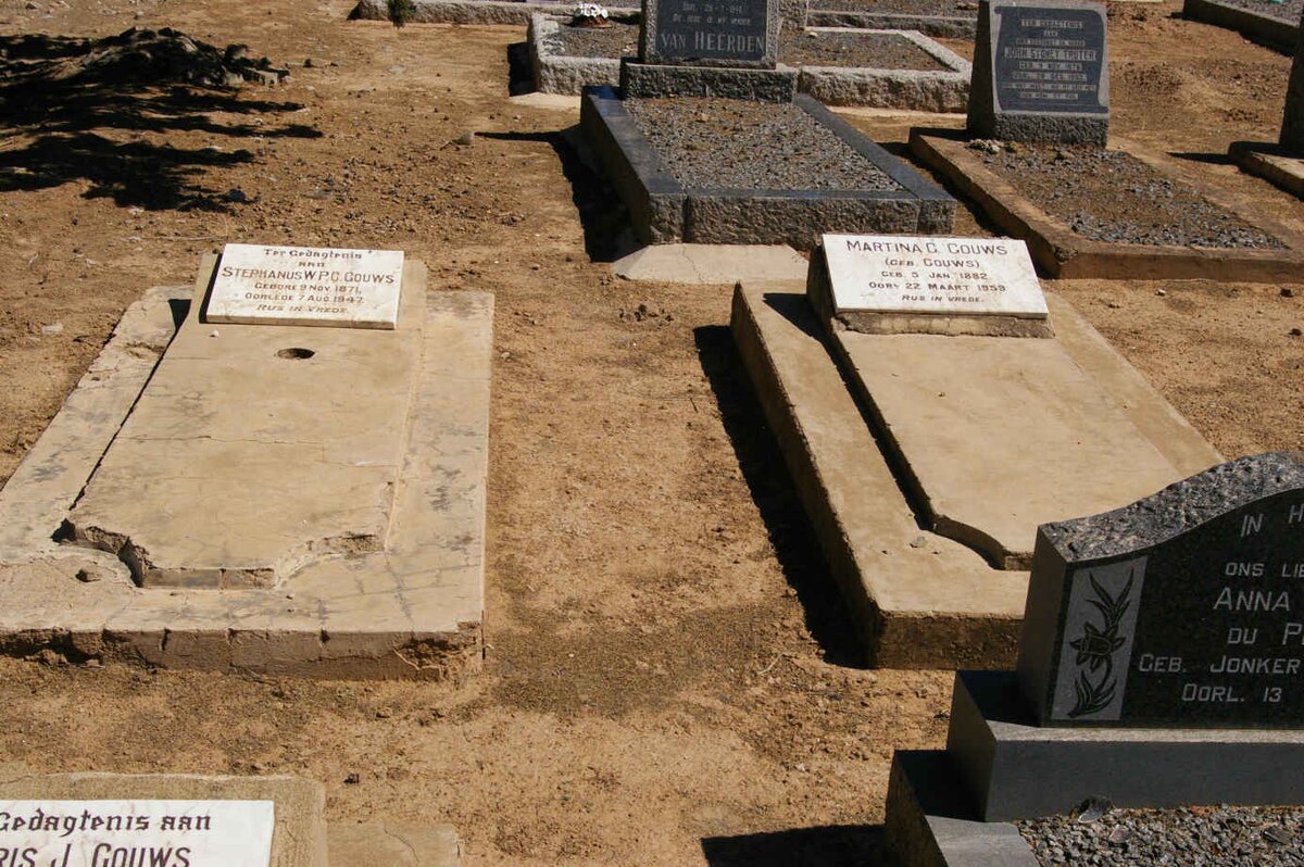 GOUWS Stephanus W.P.C. 1871-1947 &amp; Martina G. GOUWS 1882-1959