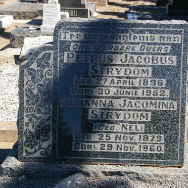 STRYDOM Petrus Jacobus 1886-1952 &amp; Johanna Jacomina NEL 1879-1960