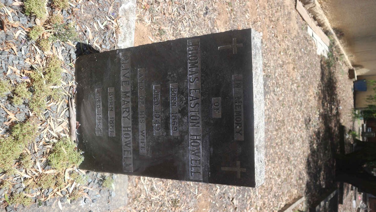 HOWELL Thomas Easton 1869-1949 &amp; Olive Mary 1881-1964