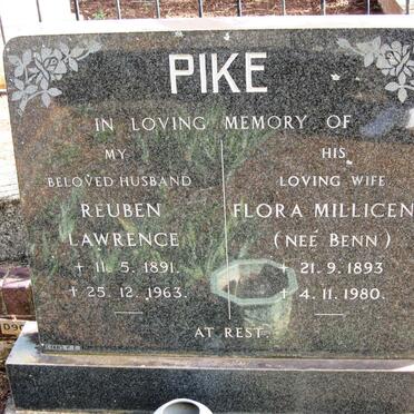 PIKE Reuben Lawrence 1891-1963 &amp; Flora Millicent BENN 1893-1980