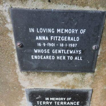 F - Vanne :: Surnames - F