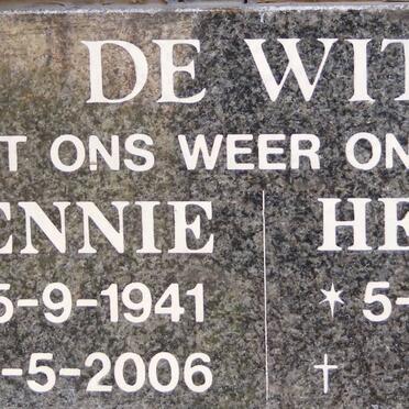 WIT Hennie, de 1941-2006 &amp; Hettie 1945-