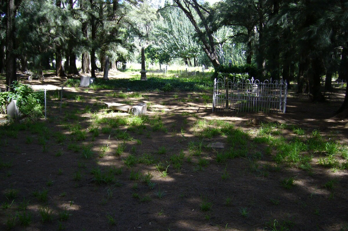 4. Overview of the cemetery