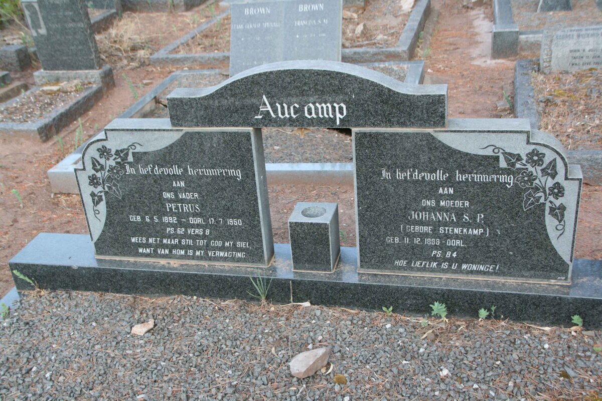 AUCAMP Petrus 1892-1950 & Johanna S.P. STENEKAMP 1899-