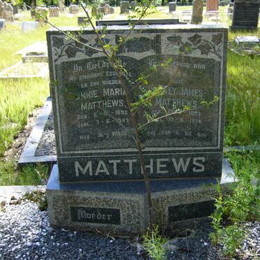 MATTHEWS Sidney James 1897-1974 &amp; Annie Maria 1893-1947