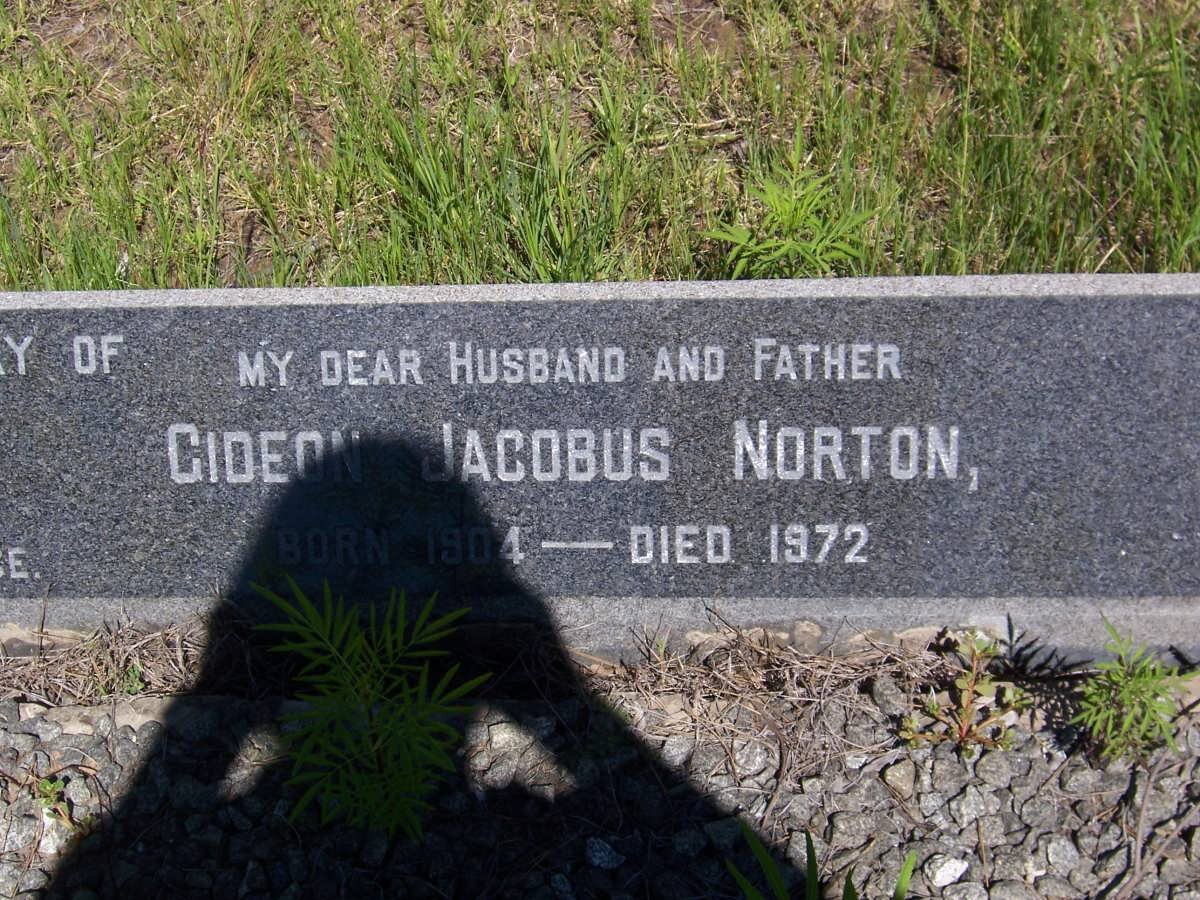 NORTON Gideon Jacobus 1904-1972 &amp; Jessie Robson 1905-1975