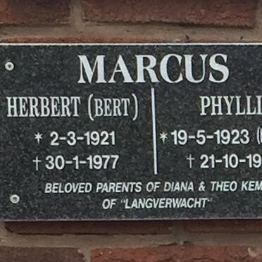 MARCUS Herbert 1921-1977 &amp; Phyllis Carlyle HOLLIDAY 1923-1998