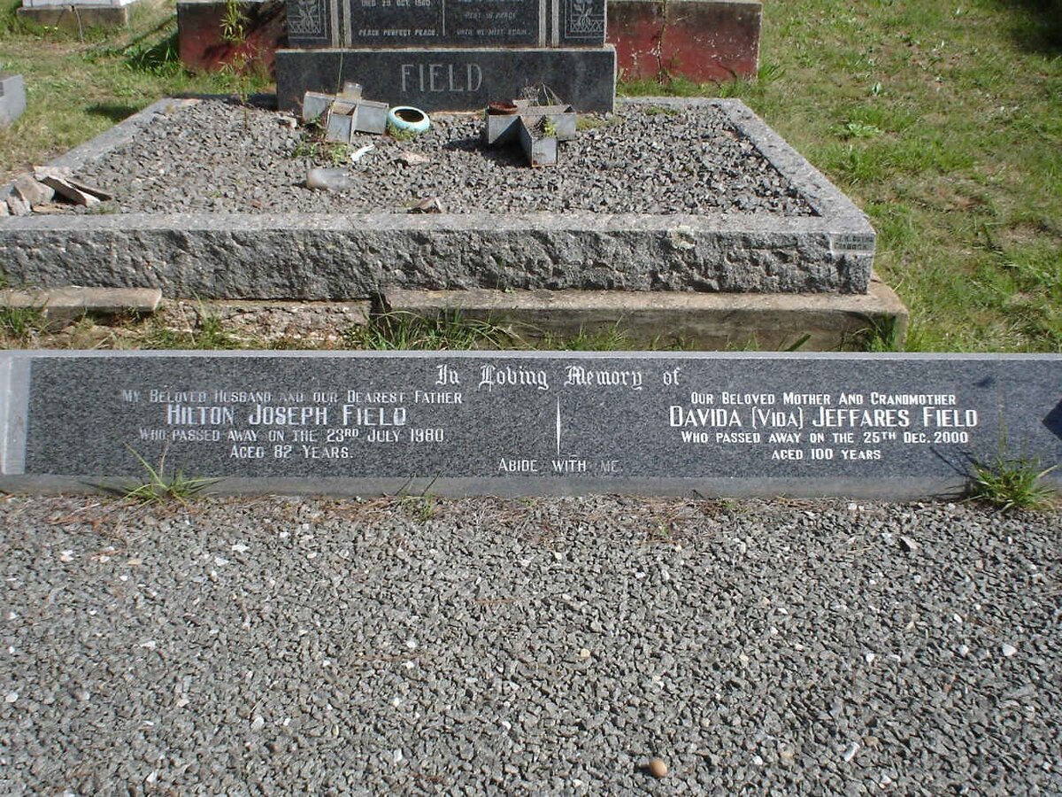 FIELD Hilton Joseph -1980 &amp; Davida Jeffares -2000