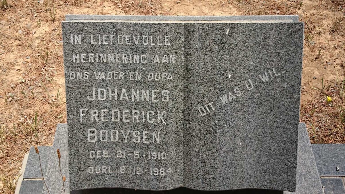 BOOYSEN Johannes Frederick 1910-1984 &amp; Anna Magrietha M.P. CONRADIE 1912-1972