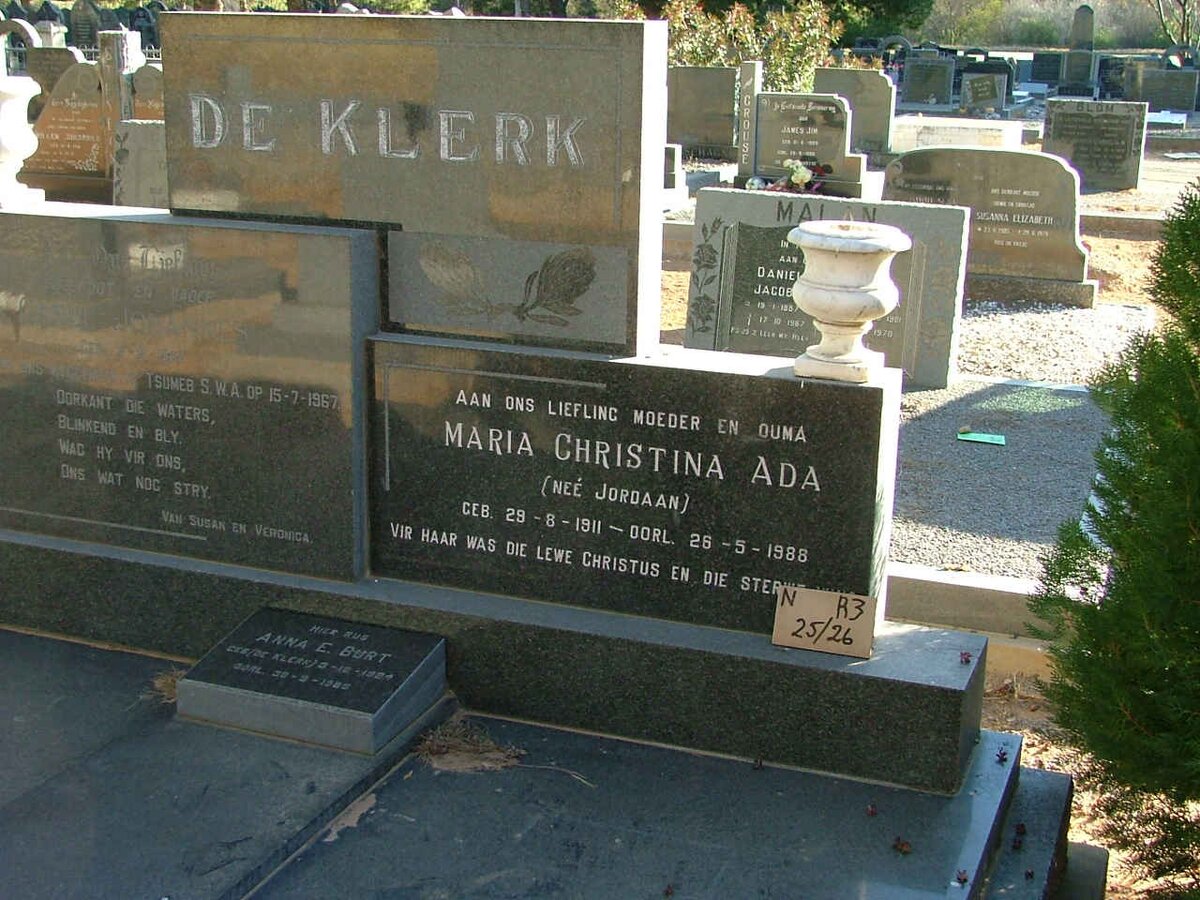 KLERK Maria Christina Ada, de nee JORDAAN 1911-1988 :: BURT Anna E. nee DE KLERK
