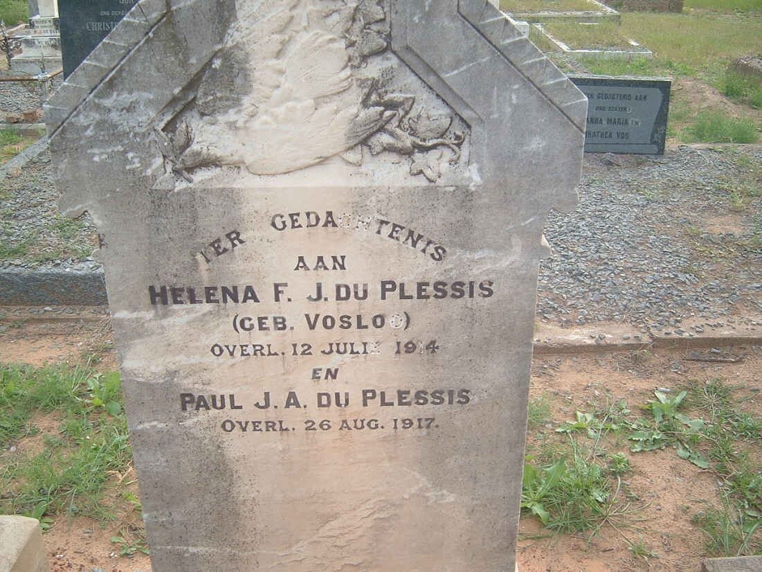 PLESSIS Paul J.A., du -1917 &amp; Helena F.J. VOSLOO -1914