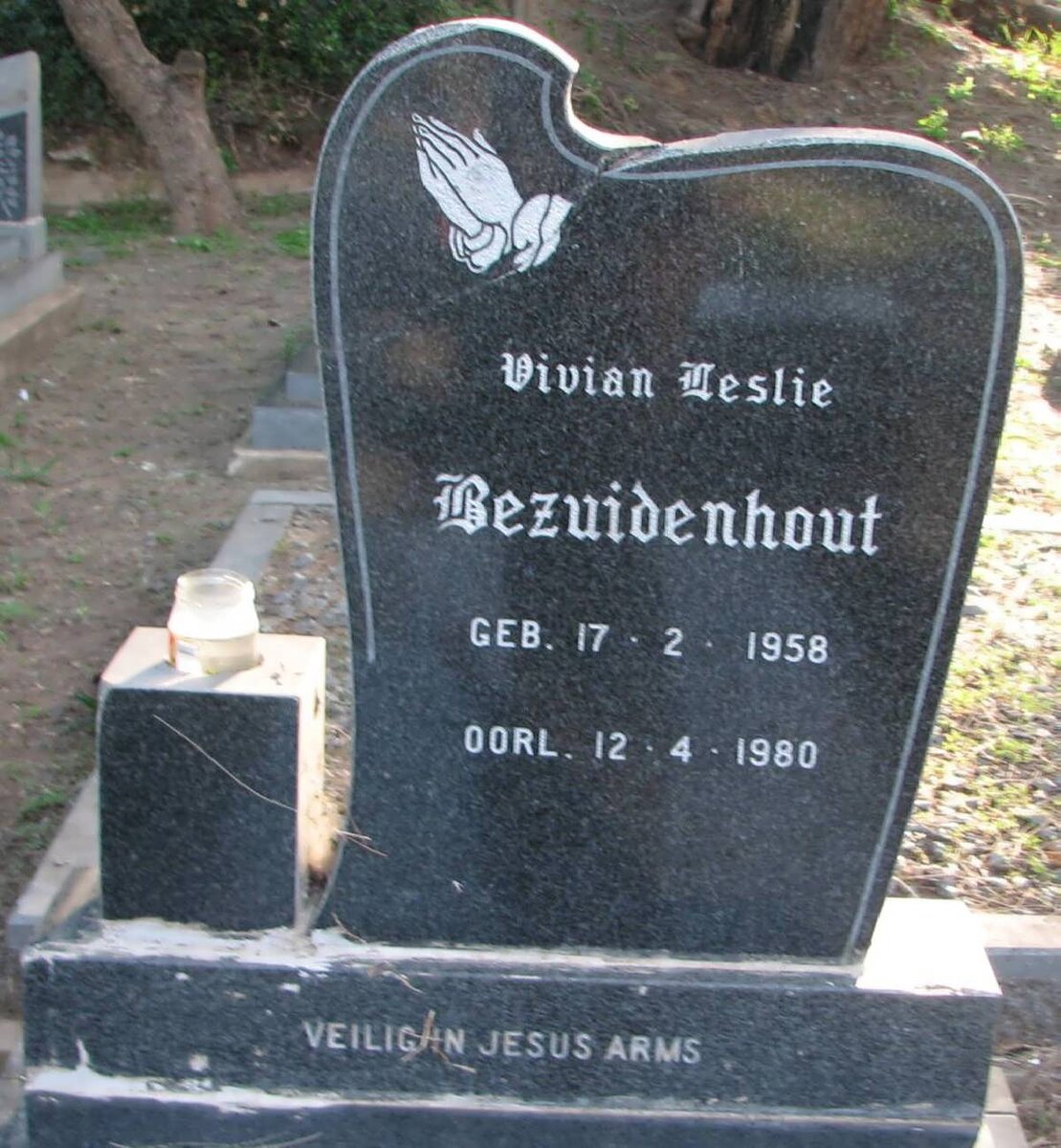 BEZUIDENHOUT Vivian Leslie 1958-1980