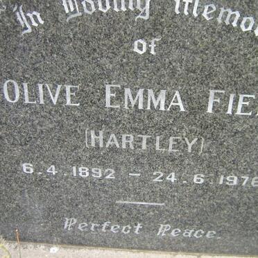 FIELD Arthur Edward 1892-1965 &amp; Olive Emma HARTLEY 1892-1976