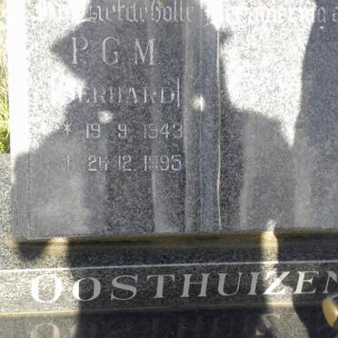 OOSTHUIZEN P.G.M. 1943-1995