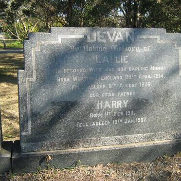 DEVAN Harry 1911-1987 &amp; Lallie 1914-1946