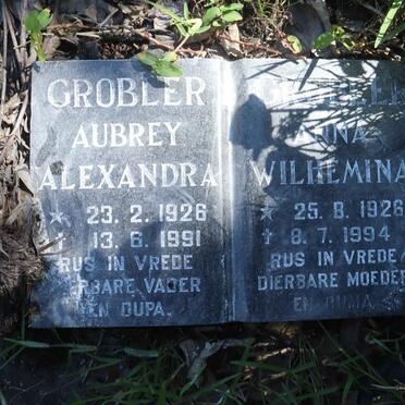 GROBLER Aubrey Alexandra 1926-1991 &amp; Anna Wilhelmina 1926-1994