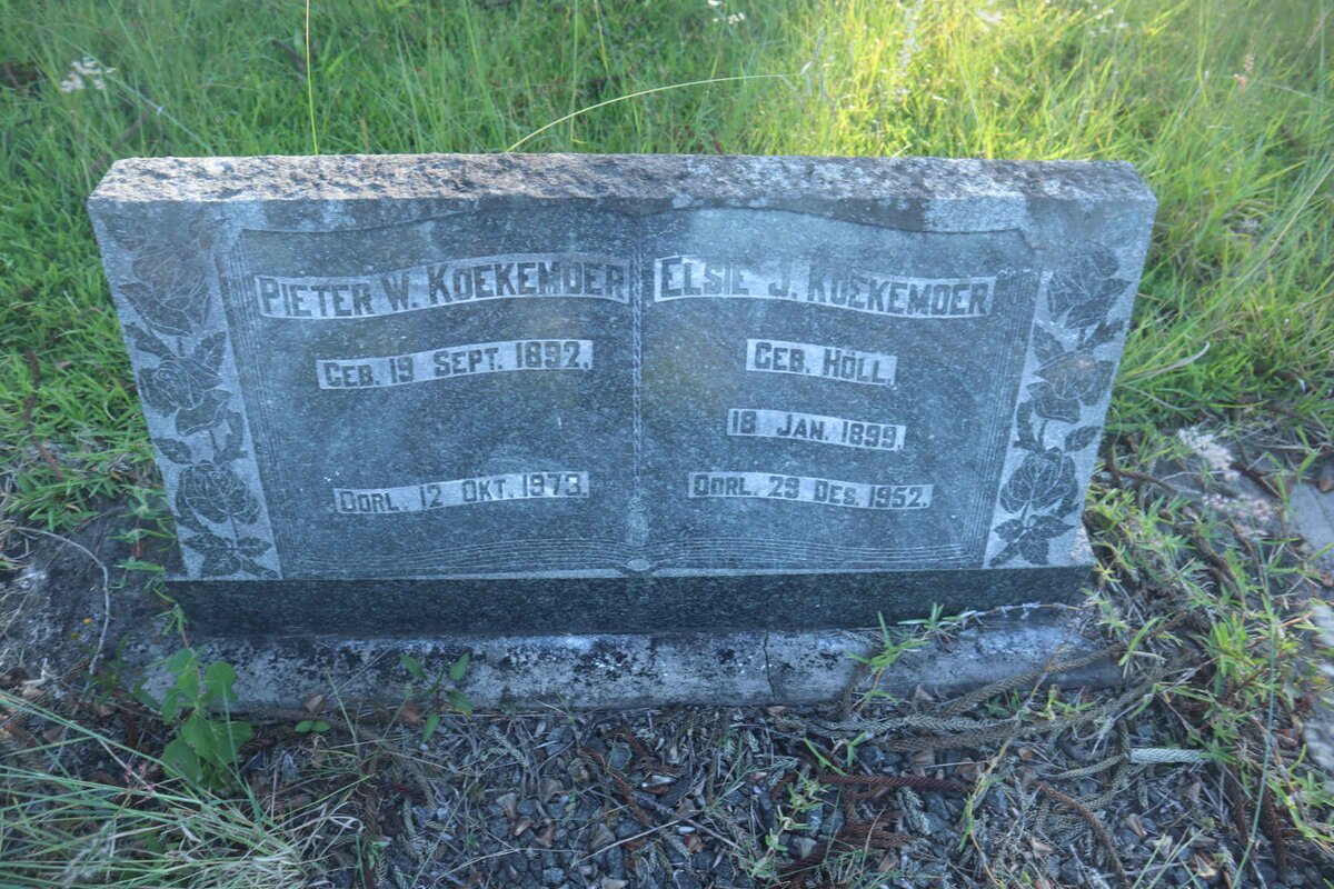 KOEKEMOER Pieter W. 1892-1973 &amp; Elsie J. HOLL 1899-1952