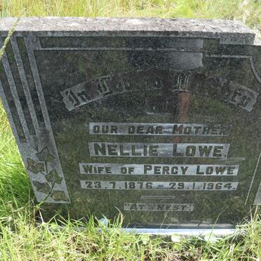 LOWE Nellie 1876-1964