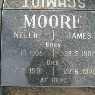 MOORE Nellie 1905-1991 &amp; James 1902-1992