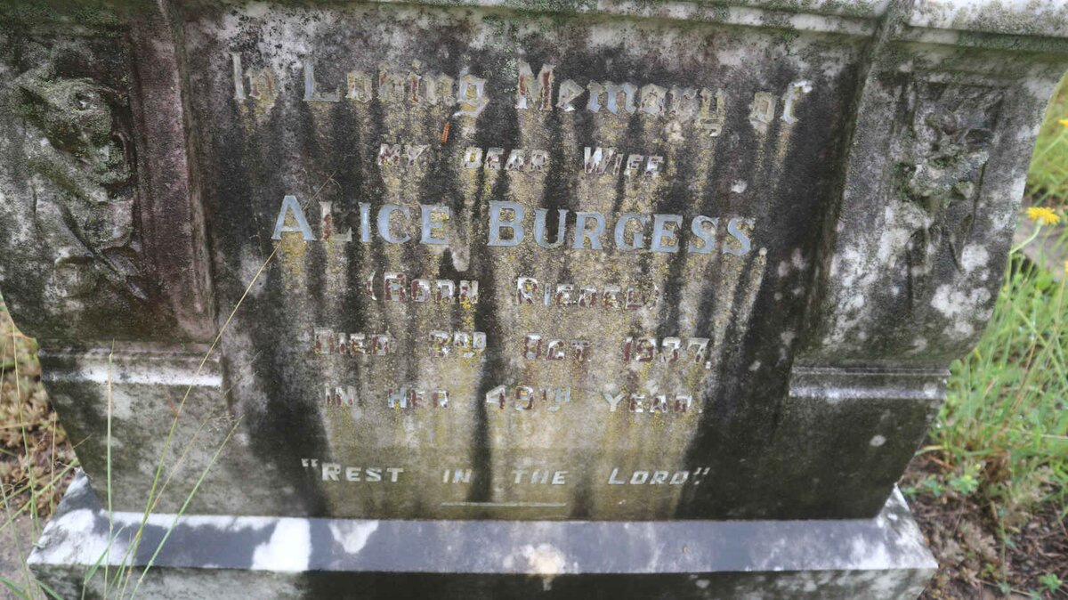 BURGESS Alice nee RIEDEL -1937