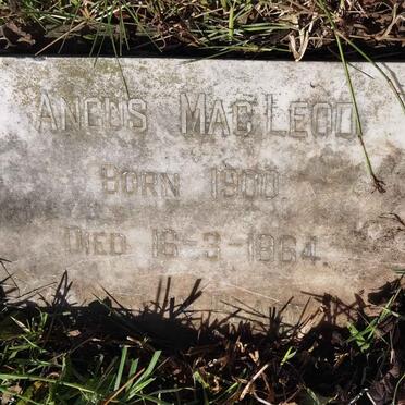 MACLEOD Angus 1900-1964