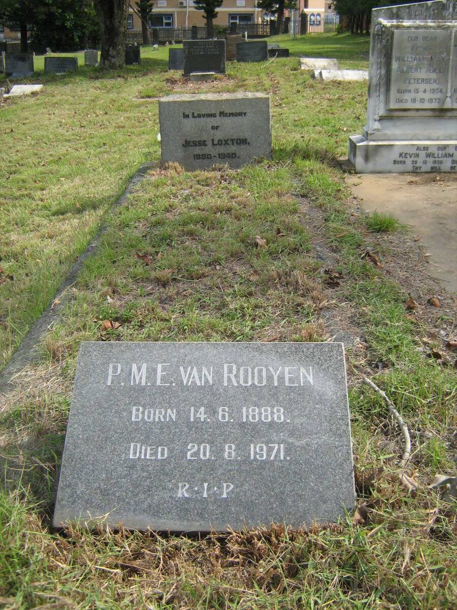 ROOYEN P.M.E., van 1888-1971