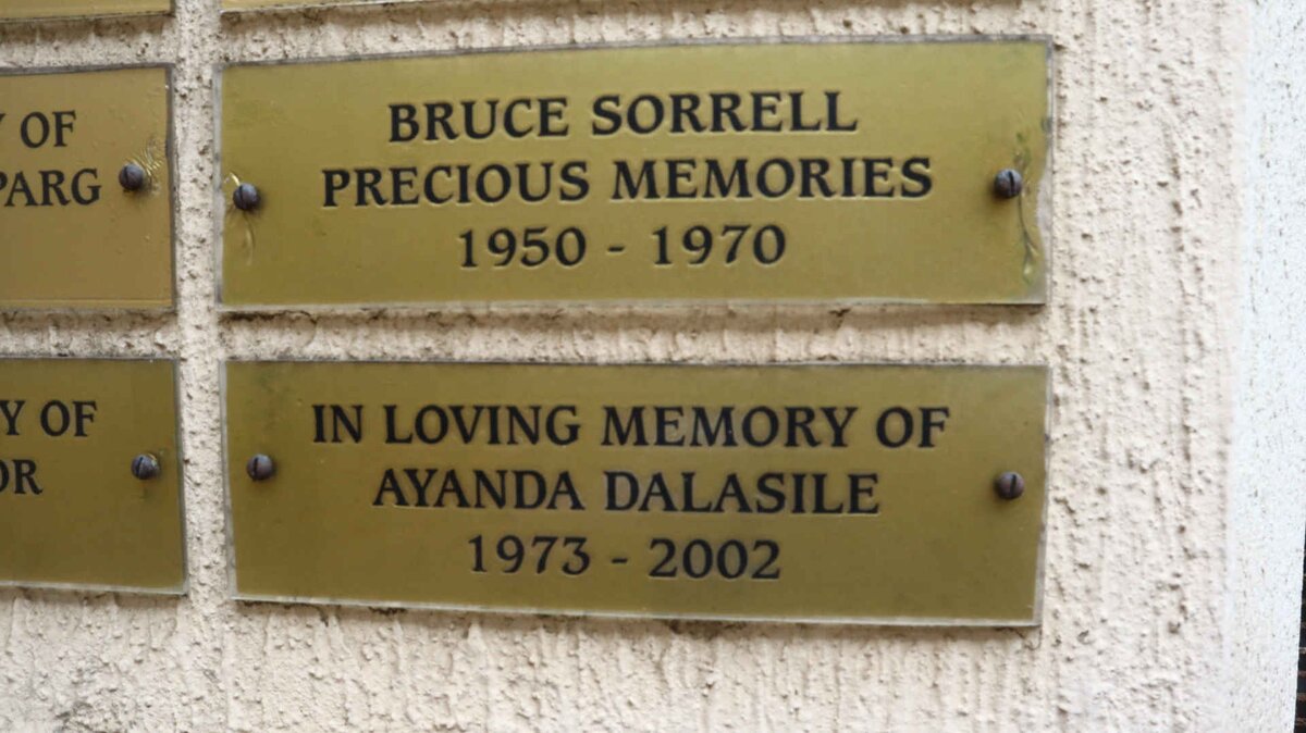 SORRELL Bruce 1950-1970 :: DALASILE Ayanda 1973-2002