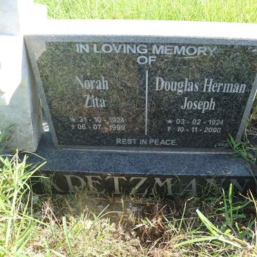 KRETZMANN Douglas Herman Joseph 1924-2000 &amp; Norah Zita 1924-1999