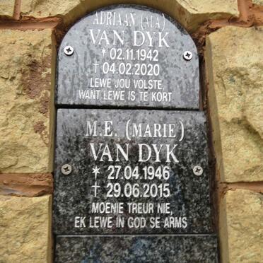 DYK Adriaan, van 1942-2020 & M.E. 1946-2015