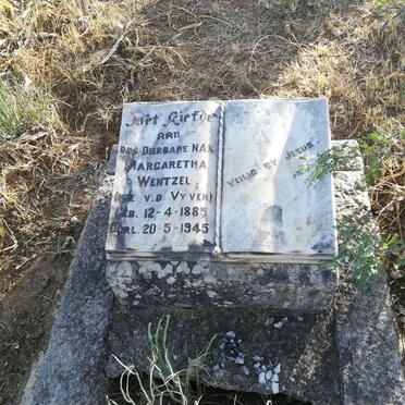 Eastern Cape, FORT BEAUFORT district, Rural (farm cemeteries)