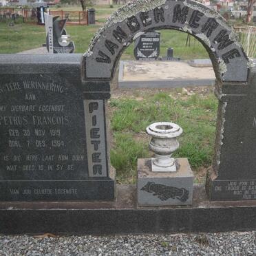 MERWE Petrus Francois, van der 1919-1964 &amp; Nellie Maria MULLER 1924-2003