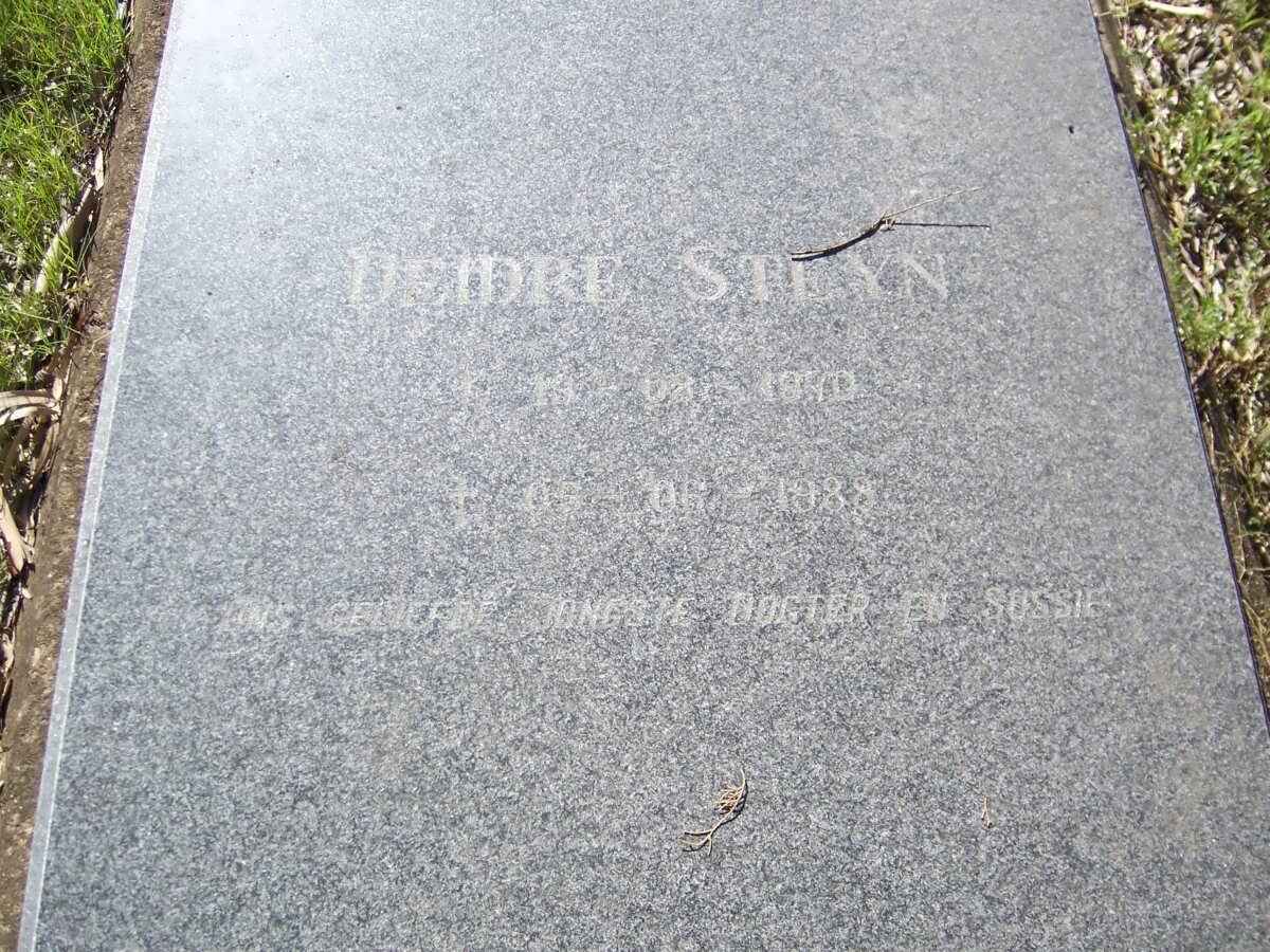 STEYN Deidre 1970-1988