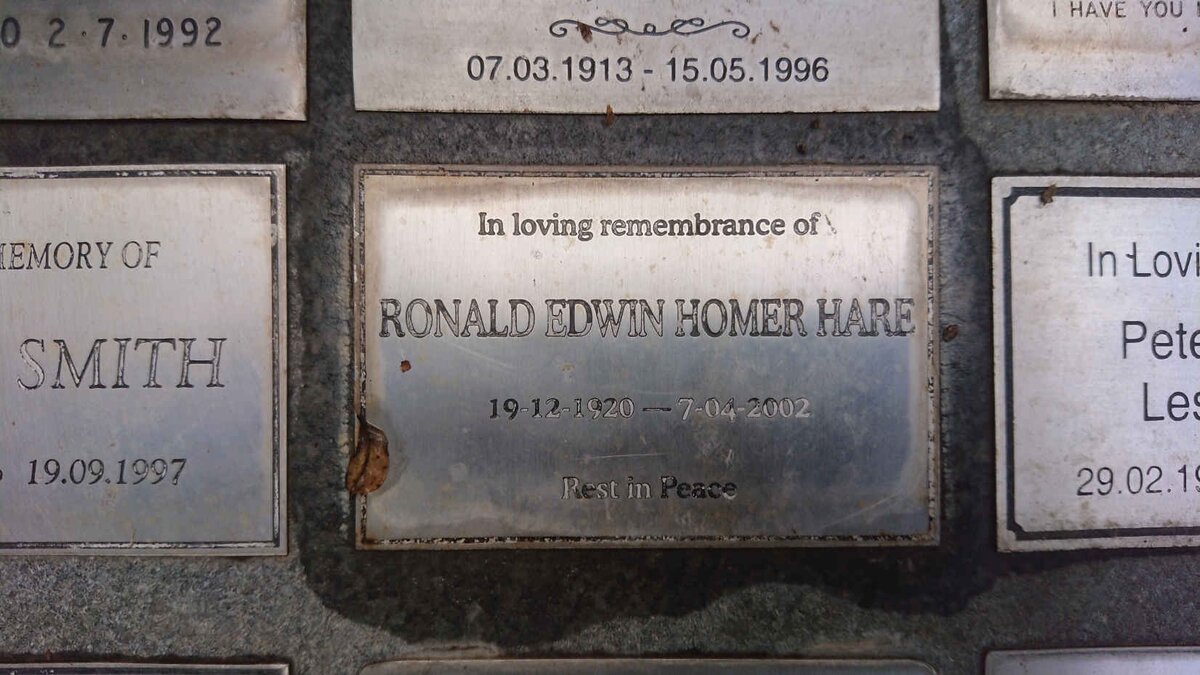 HARE Ronald Edwin Homer 1920-2002