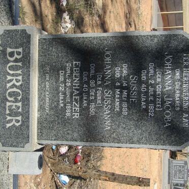 BURGER Ebenhaezer -1966 :: BURGER Johanna Jacoba nee COETZEE -1932 :: BURGER Johanna Sussanna nee FOURIE -1950