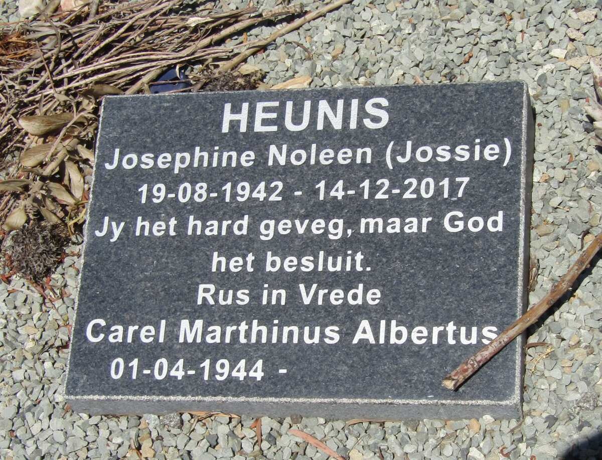 HEUNIS Carel Marthinus Albertus 1944- &amp; Josephine Noleen 1942-2017
