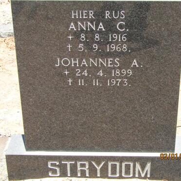 STRYDOM Johannes A. 1899-1973 &amp; Anna C. 1916-1968