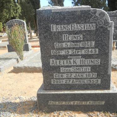 HEUNIS Frans Bastian 1868-1949 &amp; Aletta K. SMITH 1871-1959