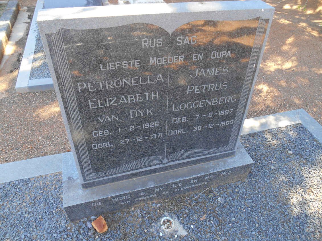 LOGGENBERG James Petrus 1897-1965 :: VAN DYK Petronella Elizabeth 1926-1971