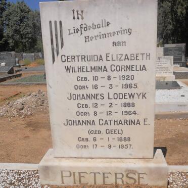 PIETERSE Johannes Lodewyk 1888-1964 &amp; Johanna Catharina E. GEEL 1888-1957