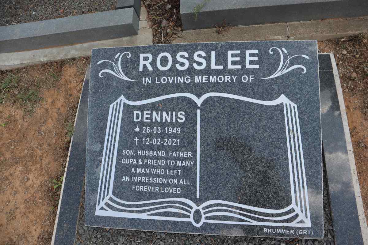 ROSSLEE Dennis 1949-2021