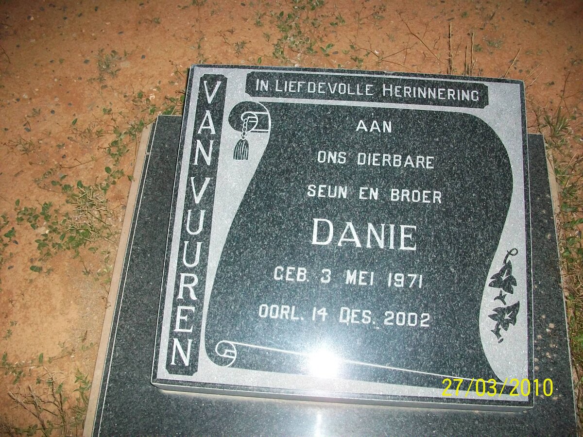 VUUREN Danie, van 1971-2002