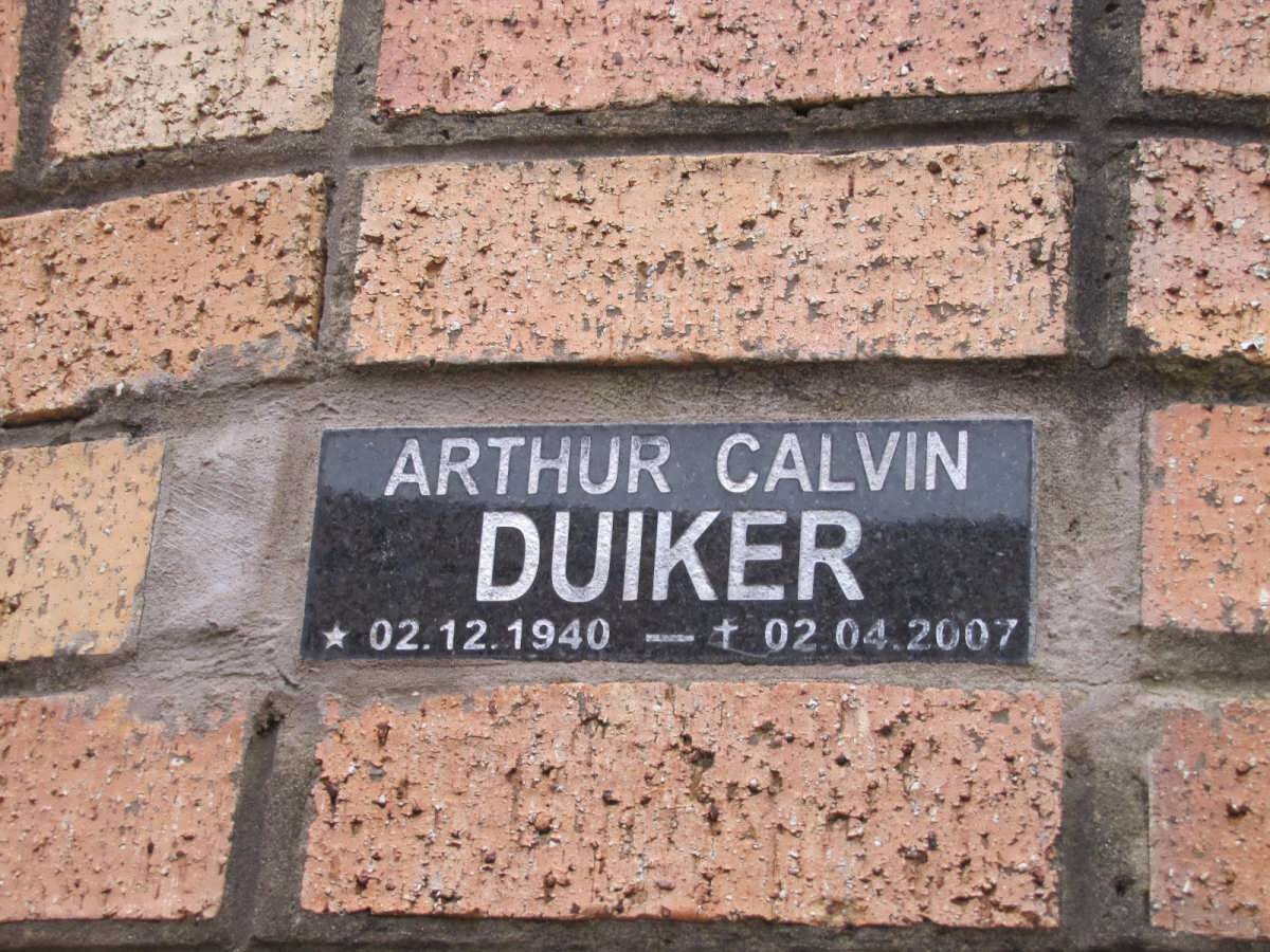 DUIKER Arthur Calvin 1940-2007