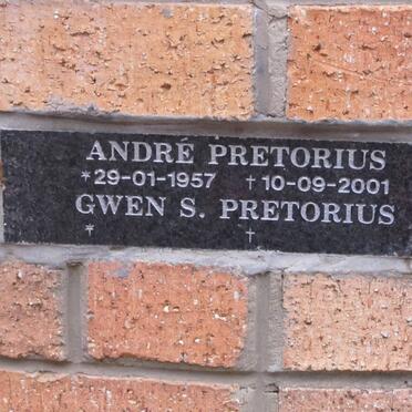 PRETORIUS André 1957-2001 &amp; Gwen S.