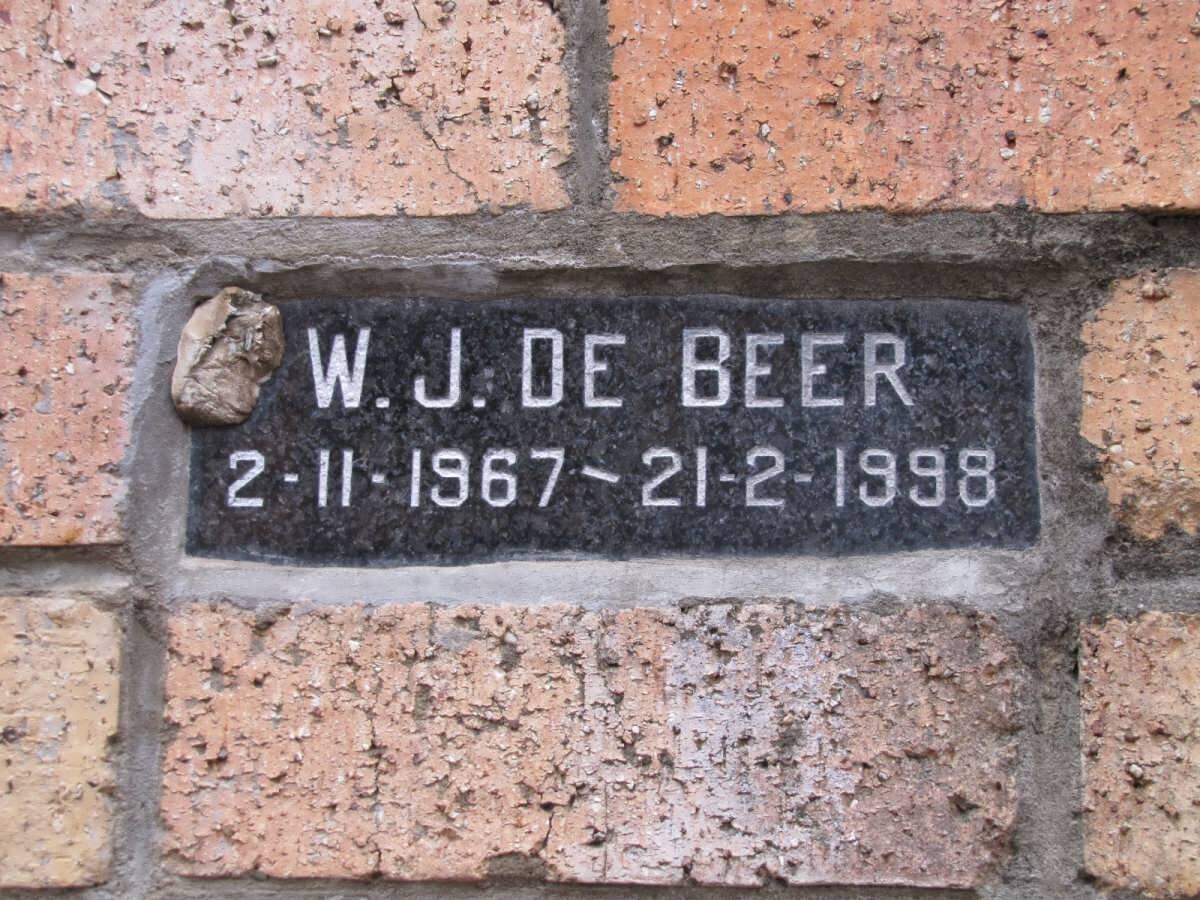 BEER W.J., de 1967-1998
